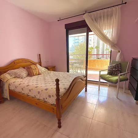 Terraced 50m From The Apartment